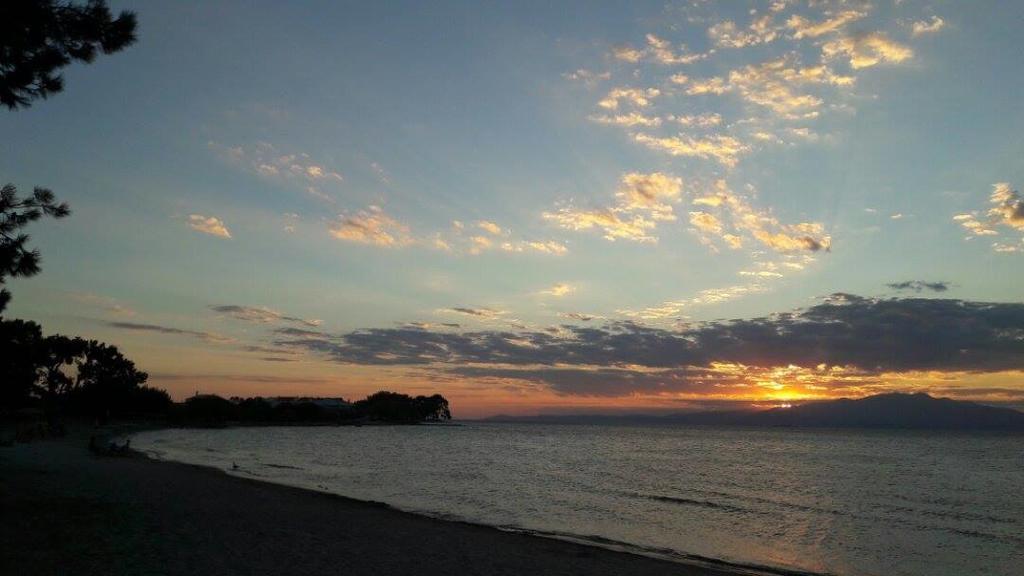 Sikoudis Gorgona Beach Skala Rachoni  Zewnętrze zdjęcie